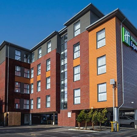 Holiday Inn Express - Fleet By Ihg Eksteriør billede
