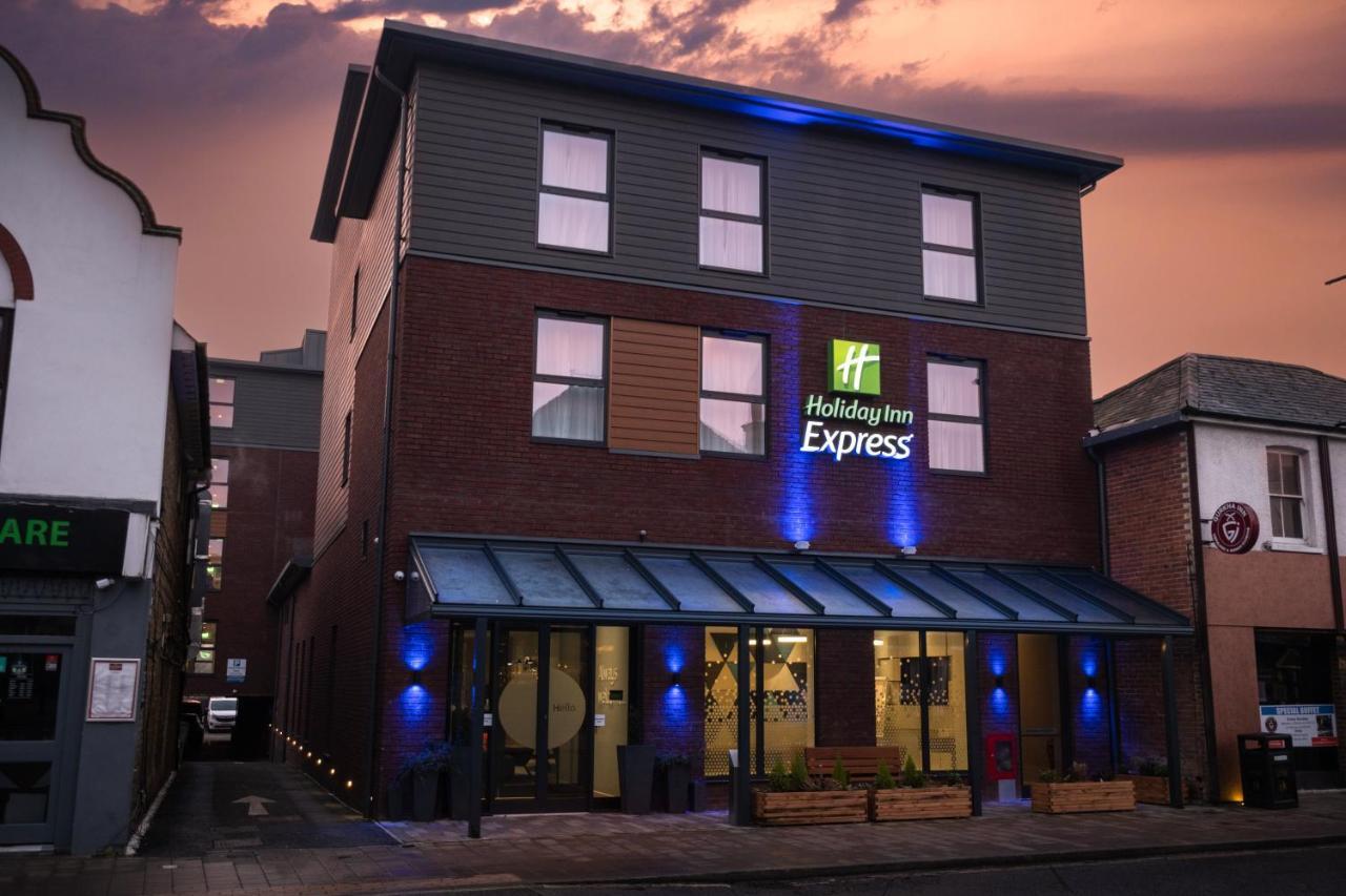 Holiday Inn Express - Fleet By Ihg Eksteriør billede