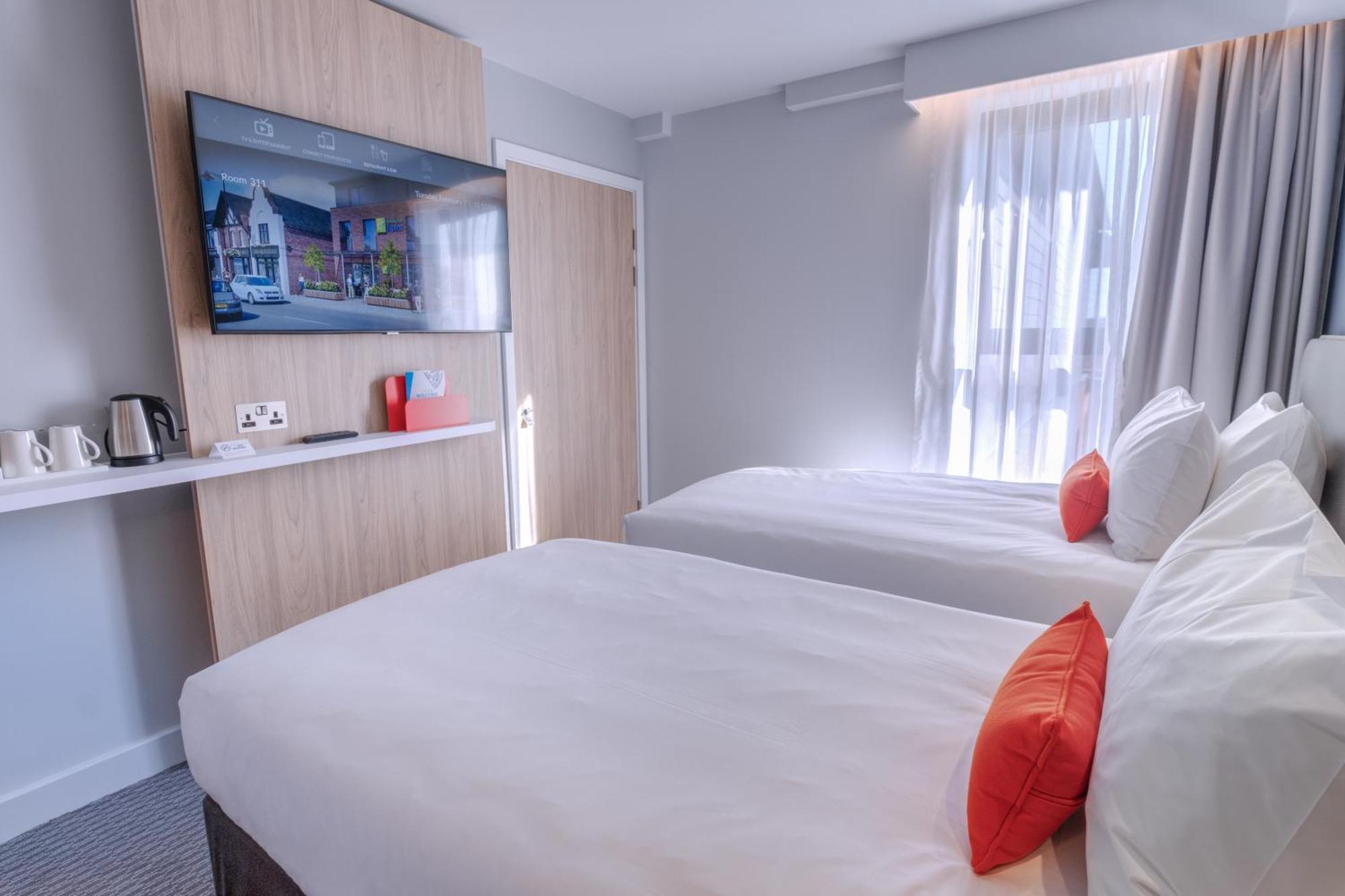 Holiday Inn Express - Fleet By Ihg Eksteriør billede
